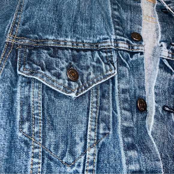 Vintage 80s Levi’s Denim Jacket - Picture 6 of 8